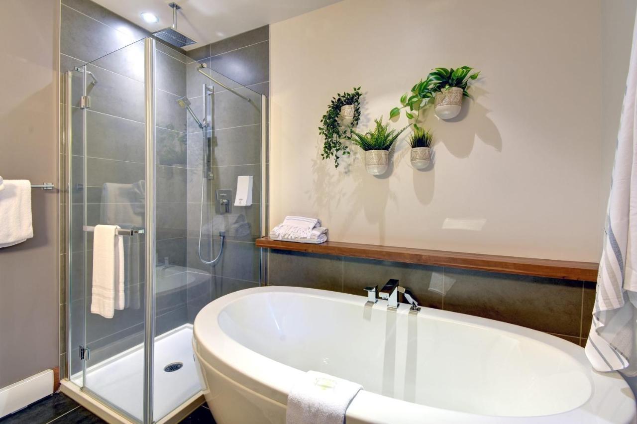 Premium Suite With Lake View And Resort Access Lac-Superieur Zewnętrze zdjęcie